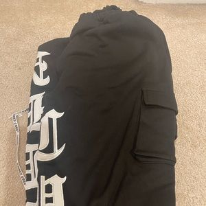Hidden Cult Pants size Large